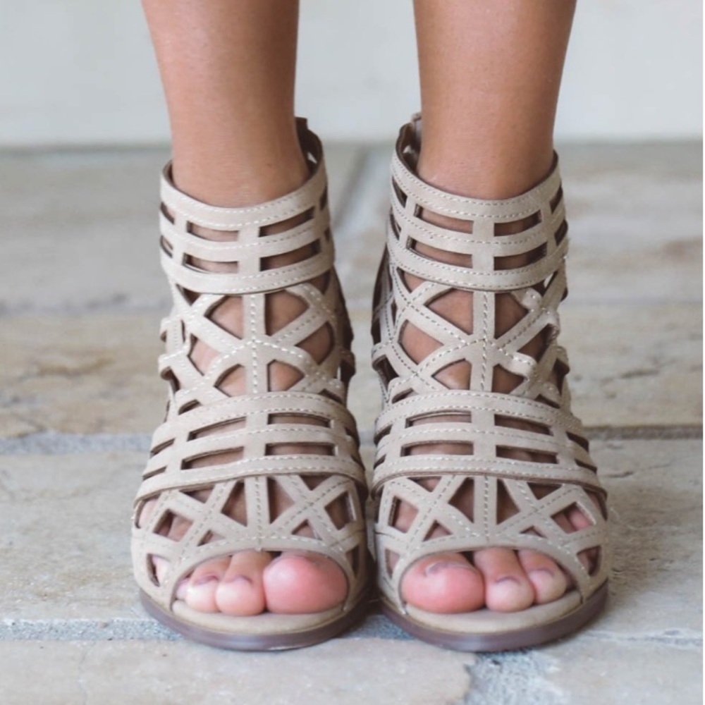 “Late Arrival” Peep Toe Heels